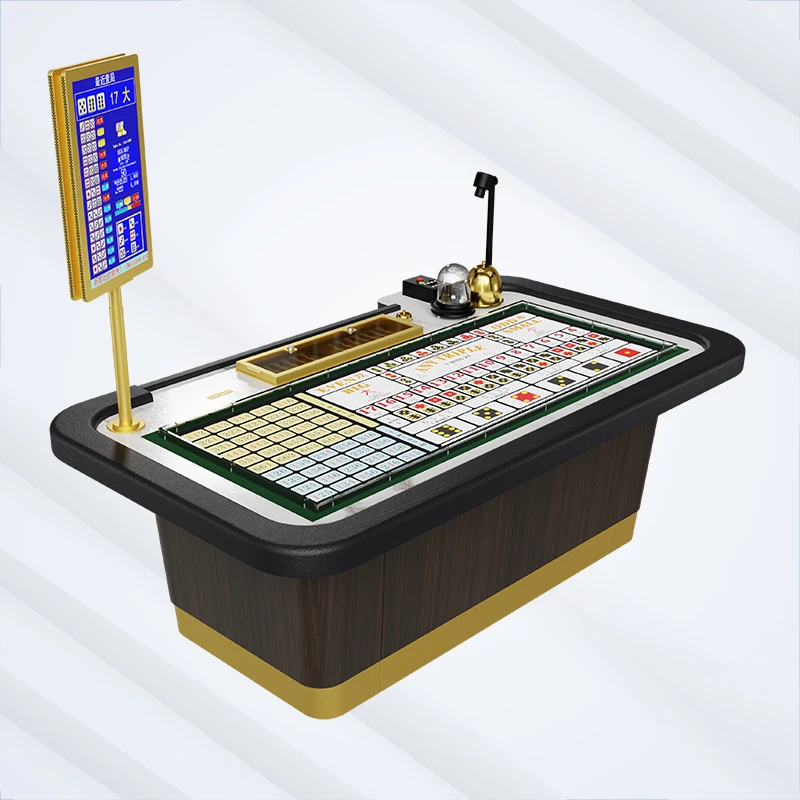 Op maat gemaakte, hoogwaardige Sic Bo-speeltafel met dobbelsteen-inzetraster, secties voor 'Any Triple' en 'Totals', plus een verlicht paneel met recente resultaten.