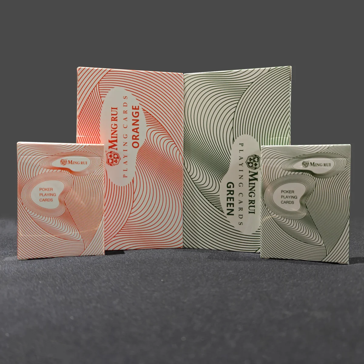 Baraja de cartas personalizable de casino, fabricada en papel de China con núcleo negro de 310 g