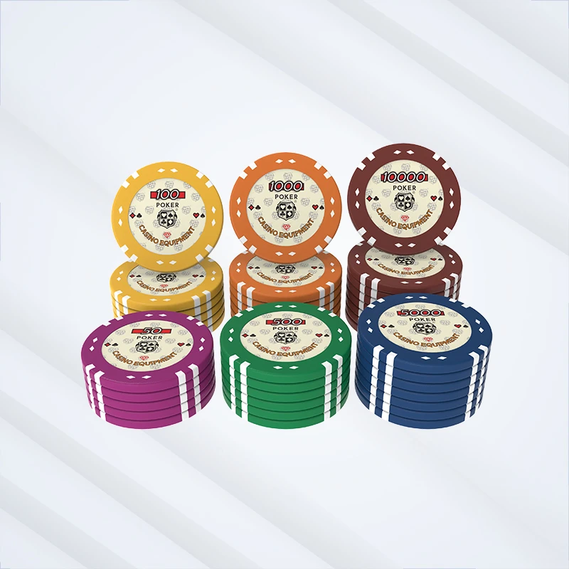 RFID Gil Kompozit Poker Chiplari Moviy-oq gil kompozit poker chiplari tashkil etilgan stek displeyga o'rnatilgan.